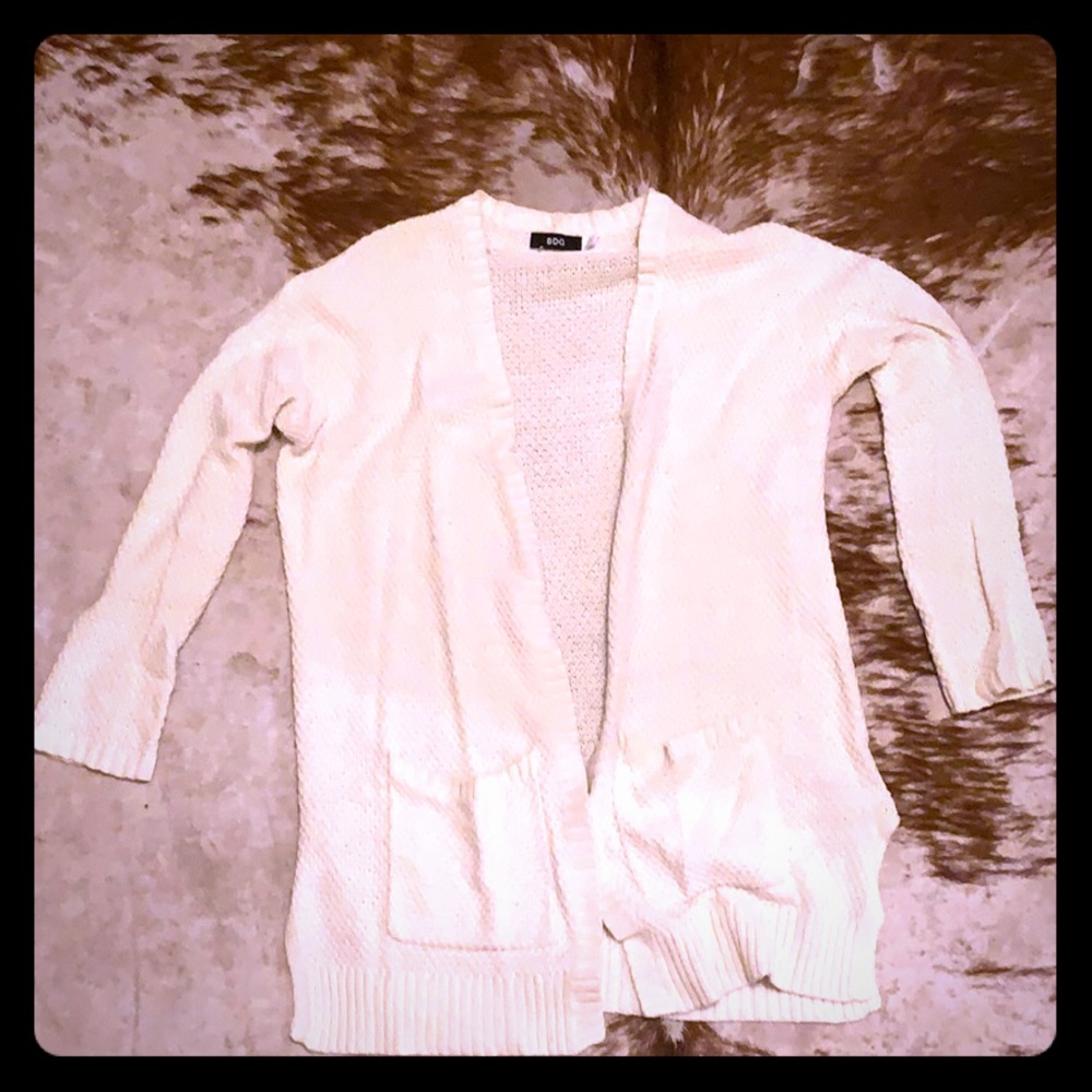 White knit long cardigan